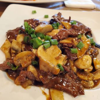 Fire Stone Chinese Cuisine - Beef with mushrooms - Szechuan Near Me - Kennesaw, Georgia Fire Stone Chinese Cuisine - Beef with mushrooms - Szechuan Near Me - Kennesaw, Georgia