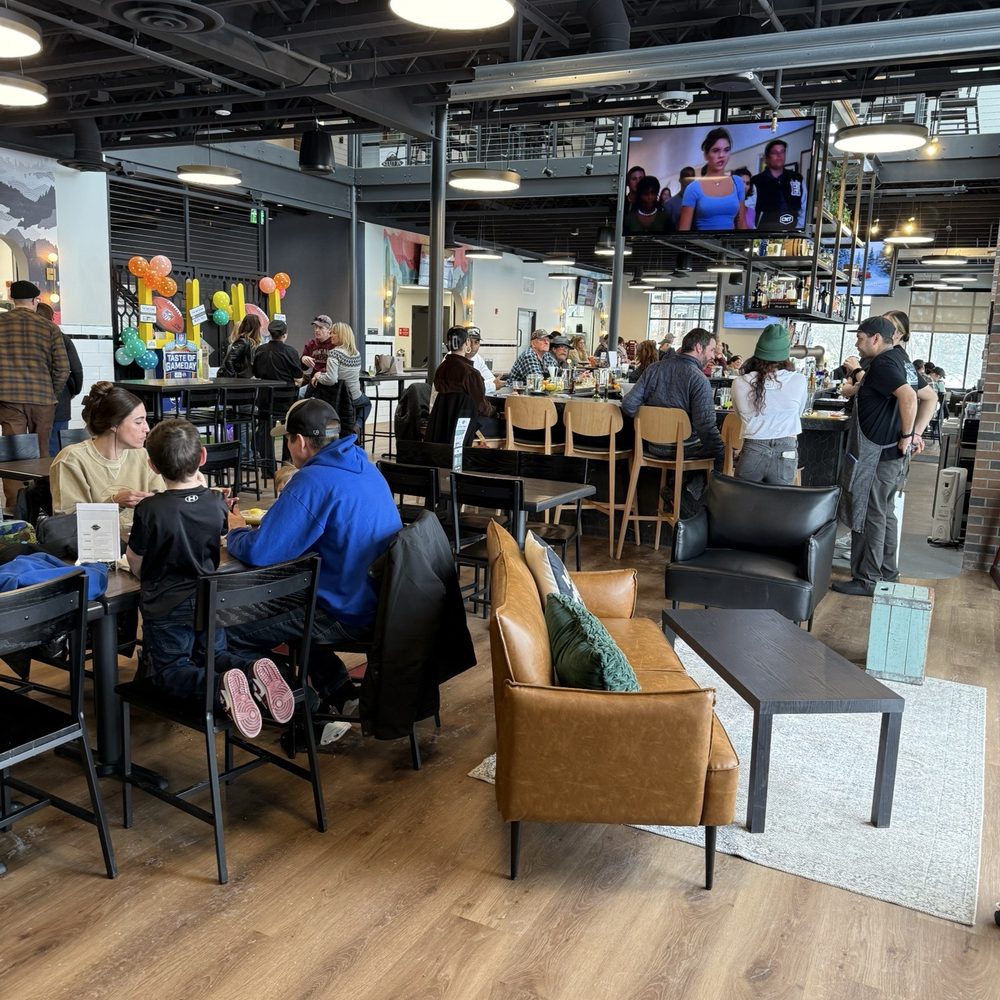 The Station District - Large indoor section with 4 pick up windows and a central bar. - Food Court Near Me - Great Falls, Montana