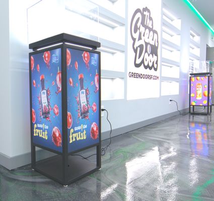 The Green Door by null