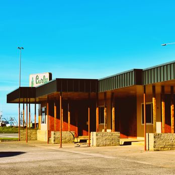 Curly Redwood Lodge - Hotels Near Me - Crescent City, California