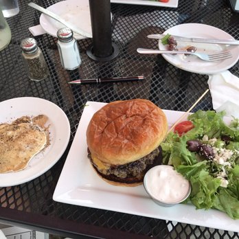 Avenue Eats - egg bacon hamburger with the egg on the side.  Sort-of a breakfast meal - American Near Me - Wheeling, West Virginia