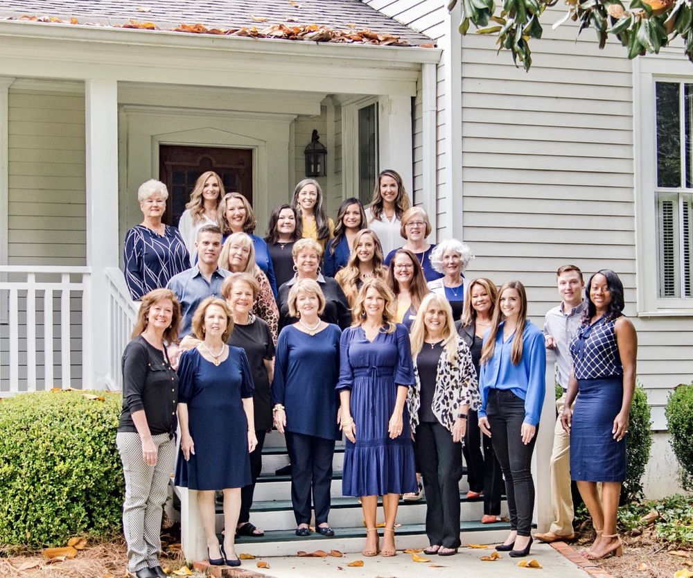 GOLDEN KEY REALTY Updated September 2024 18 Photos 526 S Houston