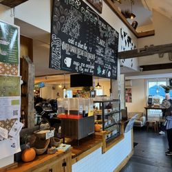 Mon Vert Cafe - Menu and order counter