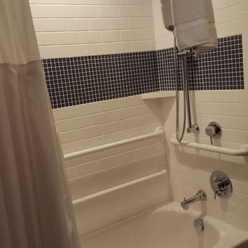 Staybridge Suites Lexington - Bathtub - Venues & Event Spaces Near Me - Lexington, Kentucky