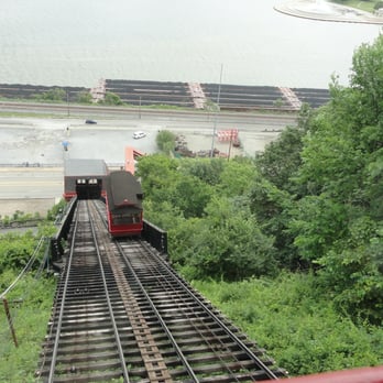 Duquesne Incline - Landmarks & Historical Buildings Near Me - Pittsburgh, Pennsylvania