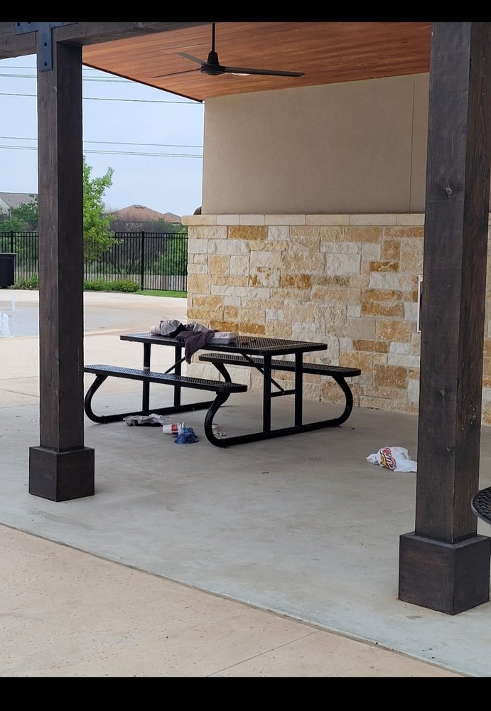 SPECTRUM ASSOCIATION MANAGEMENT Updated October 2024 26 Photos