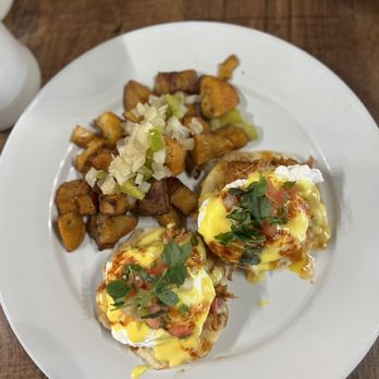 D Restaurant Latin Cuisine - Waxahachie - Eggs benidict with a twist - Latin American Near Me - Waxahachie, Texas D Restaurant Latin Cuisine - Waxahachie - Eggs benidict with a twist - Latin American Near Me - Waxahachie, Texas