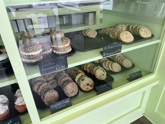 A Sweet Retreat Bakery