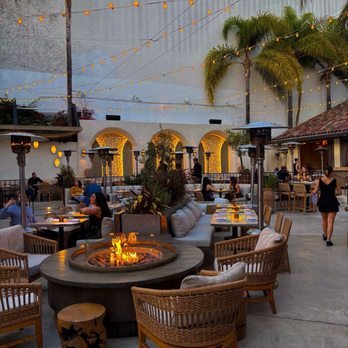 Laya Restaurant - Dining area - Mediterranean Near Me - Los Angeles, California