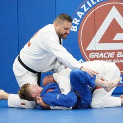 Gracie Barra Fulshear Brazilian Jiu-jitsu and Self-Defense - Professor Gustavo giving some pointers!
