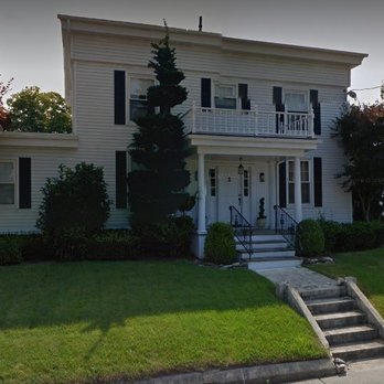 DellaVecchia Funeral Home - Funeral Services & Cemeteries Near Me - Southington, Connecticut DellaVecchia Funeral Home - Funeral Services & Cemeteries Near Me - Southington, Connecticut