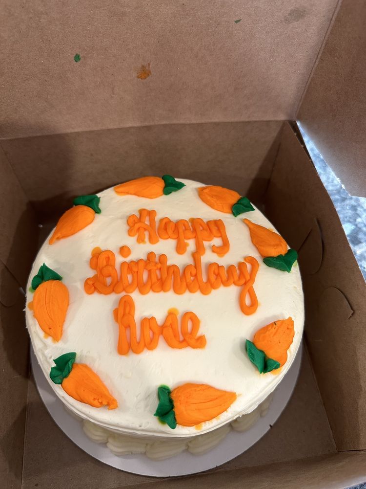 SUGARZ BAKERY Updated August 2024 14 Photos & 14 Reviews 535 Main