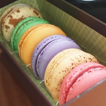 Praliné - Coffee & Tea Near Me - Belmont, Massachusetts