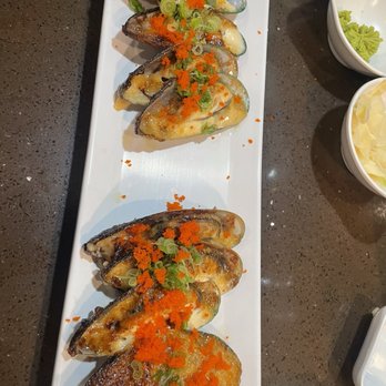 Sushi Asahi - Baked Mussels w/ masago eggs and green onion - Sushi Bars Near Me - Riverside, California
