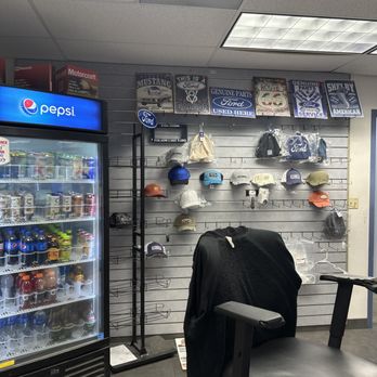 Folsom Lake Ford - Parts departments - Auto Repair Near Me - Folsom, California