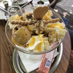 Gotthardt's Sonne - Tiramisu ice cream
