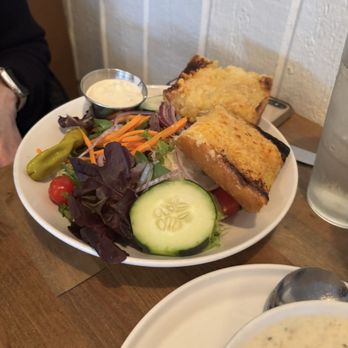 Vivolo's Chowder House - Salad Garlic Bread and chowder - Seafood Near Me - Pacific Grove, California Vivolo's Chowder House - Salad Garlic Bread and chowder - Seafood Near Me - Pacific Grove, California