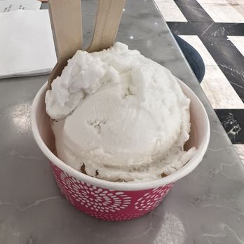 Karl Fazer Café - Coconut sorbet - Coffee & Tea Near Me - Helsinki, 18