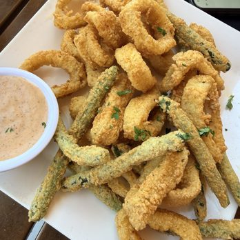 Harry's Seafood Bar & Grille - Seafood Near Me - St Augustine, Florida