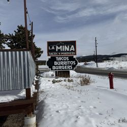 Tacos La Mina - Signage
