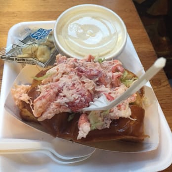 Boston Chowda - Cold lobster roll and small chowder - Seafood Near Me - Boston, Massachusetts