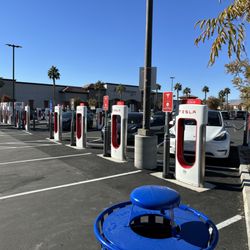 Tesla Supercharger - 20 super chargers