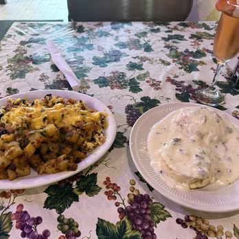Omelette Inn - Create your own scramble with a half order of biscuits and gravy - Breakfast & Brunch Near Me - Long Beach, California