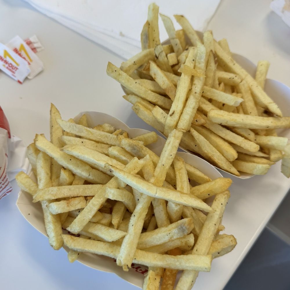 In-N-Out Burger - Burgers Near Me - Castle Rock, Colorado In-N-Out Burger - Burgers Near Me - Castle Rock, Colorado