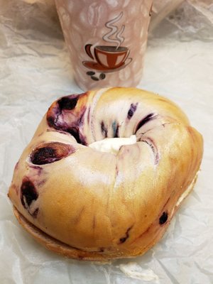 Mountain Lakes Bagel & Deli by null