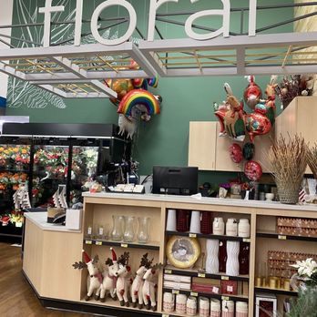 Pavilions - a flower shop with a variety of flowers - Grocery Near Me - Montecito, California Pavilions - a flower shop with a variety of flowers - Grocery Near Me - Montecito, California