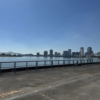 Crescent Park - New Orleans skyline - Dog Parks Near Me - New Orleans, Louisiana