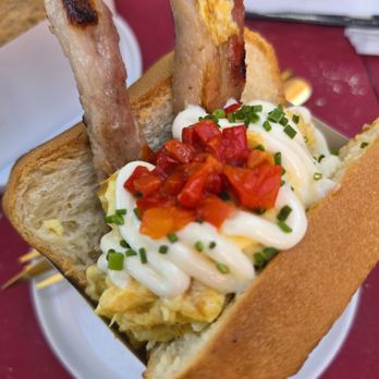 Moignet  A Social Cafe - Bakeries Near Me - Las Vegas, Nevada