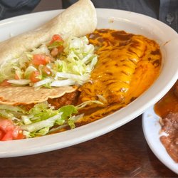 La Fountain Mexican Restaurant - Large combo