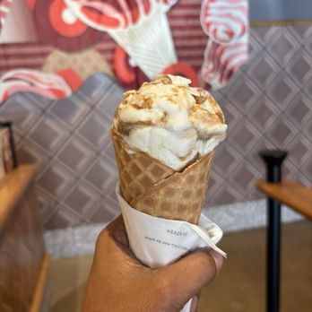 Salt & Straw - Ice Cream & Frozen Yogurt Near Me - Fort Worth, Texas Salt & Straw - Ice Cream & Frozen Yogurt Near Me - Fort Worth, Texas