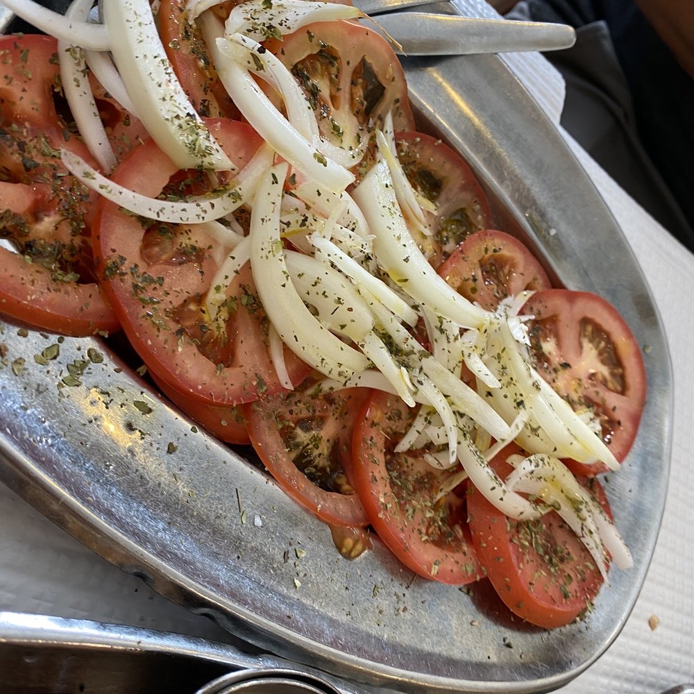 Somos um Regalo - Tomato Salad - Steakhouses Near Me - Cascais, 11 Somos um Regalo - Tomato Salad - Steakhouses Near Me - Cascais, 11