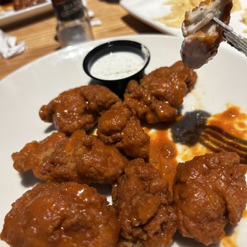 Applebee's Grill + Bar - Buffalo Boneless Wings - American Near Me - Anaheim, California