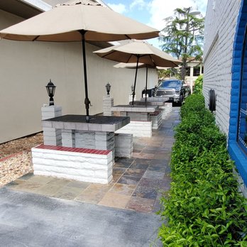 Yiassoo - Outdoor seating - Greek Near Me - Cupertino, California
