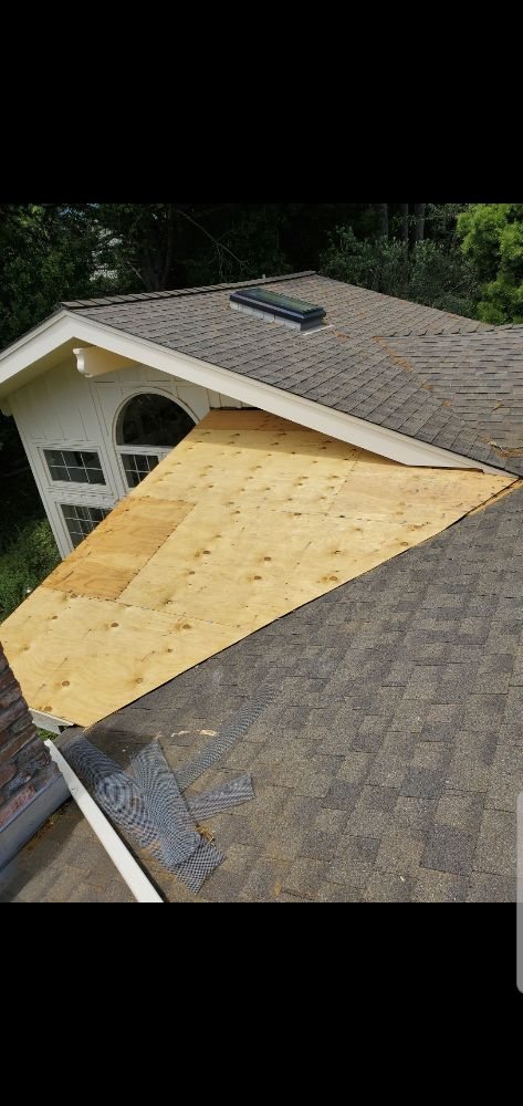 Slide of PM Roofing