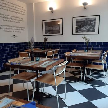 Hobson's Fish & Chips - British Near Me - London, XGL Hobson's Fish & Chips - British Near Me - London, XGL