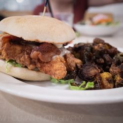 Spenard Roadhouse - chicken sandwich