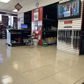 Big O Tires - Inside the shop - Tires Near Me - Tucson, Arizona Big O Tires - Inside the shop - Tires Near Me - Tucson, Arizona