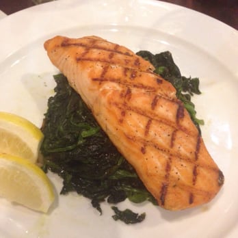Zinna's Bistro - Salmon and spinach with no sauce - Italian Near Me - Cranbury, New Jersey Zinna's Bistro - Salmon and spinach with no sauce - Italian Near Me - Cranbury, New Jersey