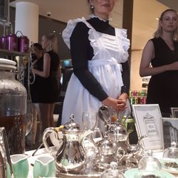Apropos - Babingtons,  a famous Italian tea  brand   is currently promoting its portfolio in Germany .  Today at the Apropos store in Duesseldorf.