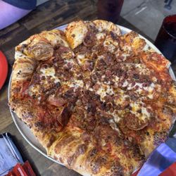 CJ's pizza - 12" CJ's favorite pizza
