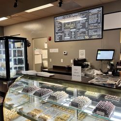 Vasken's Deli