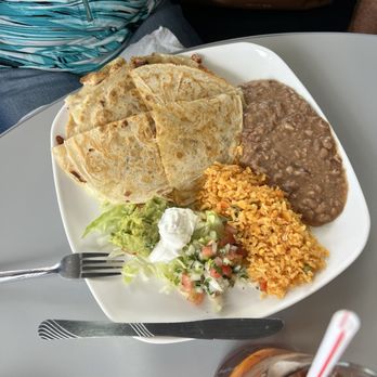 Pillo’s Mexican Grill - Chicken Quesadillas Meal - Mexican Near Me - League City, Texas Pillo’s Mexican Grill - Chicken Quesadillas Meal - Mexican Near Me - League City, Texas
