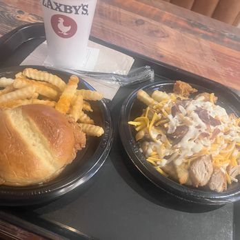 Zaxbys - Fast Food Near Me - Winchester, Virginia