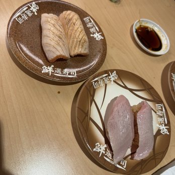 Waka Sakura - Seared salmon and seared fatty tuna - Conveyor Belt Sushi Near Me - Gardena, California Waka Sakura - Seared salmon and seared fatty tuna - Conveyor Belt Sushi Near Me - Gardena, California