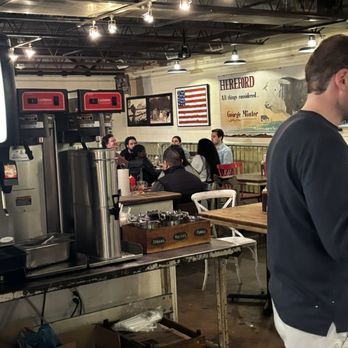 Pecan Lodge - Seating - Sandwiches Near Me - Dallas, Texas