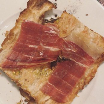 Los Bellota - Spanish Near Me - Barcelona, B Los Bellota - Spanish Near Me - Barcelona, B